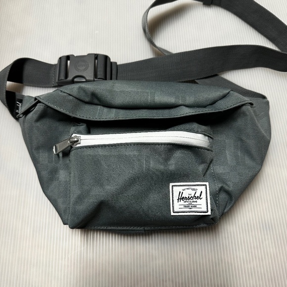 Herschel - Picture 1 of 5